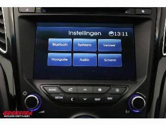 Hyundai I-40 Wagon 2.0 GDI i-Vision Pano Leder Navi Clima Cruise Camera SHZ PDC AHK picture 17