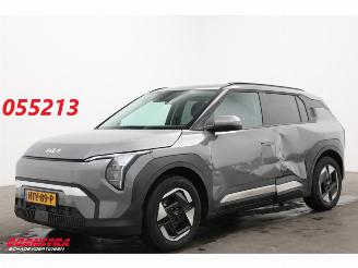 krockskadad bil auto Kia EV3 Plus 81.4 kWh LED ACC Apple/Android Camera LRHZ 2025/6