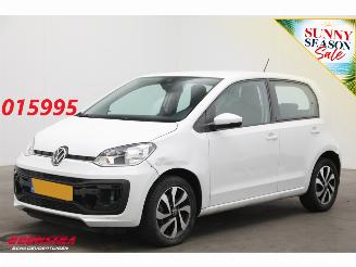 Damaged car Volkswagen Up! 1.0 5-DRS Bluetooth Airco Cruise PDC 92.718 km! 2022/4