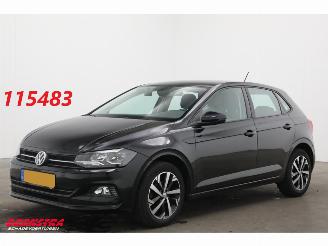 krockskadad bil auto Volkswagen Polo 1.0 TSI Comfortline Bluetooth Airco Cruise PDC 2019/3