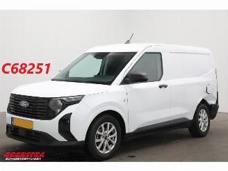 skadebil bedrijf Ford Transit Courier Van 1.5 EcoBlue Trend Apple/Android Cruise Camera PDC AHK 2024/5
