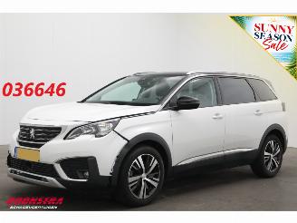 damaged passenger cars Peugeot 5008 1.2 PureTech Aut. Allure 7p Navi Cruise Clima Apple/Android Camera PDC 2018/1
