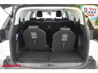 Peugeot 5008 1.2 PureTech Aut. Allure 7p Navi Cruise Clima Apple/Android Camera PDC picture 26