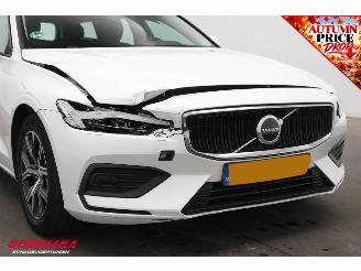 Volvo V-60 2.0 B3 AUT Essential Edition ACC SHZ LrHZ Camera Leder Virtual Navi Clima picture 11