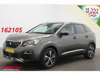 Schadeauto Peugeot 3008 1.2 PureTech Aut. Allure Navi Cruise Clima Apple/Android Virtual Camera PDC 2017/7