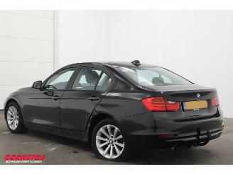BMW 3-serie 320i AUT Executive Navi Cruise Clima PDC AHK 152.512 km! picture 4