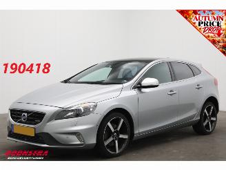 krockskadad bil auto Volvo V-40 1.6 T4 AUT R-Design Pano Cruise Clima Leder Memory PDC 2014/9