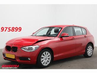 uszkodzony samochody osobowe BMW 1-serie 116i AUT Business 5-drs Cruise Navi Airco 2011/10