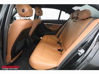 BMW 3-serie 318i Aut. Luxury Cruise Navi Clima Leder SHZ PDC picture 16