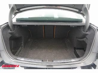 BMW 3-serie 318i Aut. Luxury Cruise Navi Clima Leder SHZ PDC picture 21