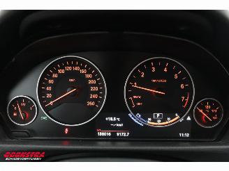 BMW 3-serie 318i Aut. Luxury Cruise Navi Clima Leder SHZ PDC picture 19