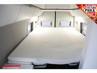 Volkswagen  Crafter Grand California 680 2.0 TDI 177 PK 4Motion DSG ACC Luifel AHK Navi Clima Solar Camera PDC picture 13