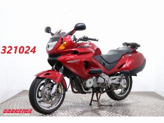 skadebil auto Honda NT 650 Deauville 14.956 km! 2000/6