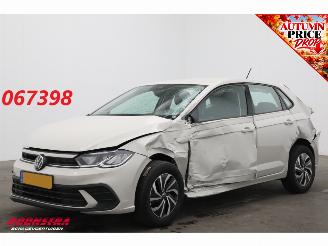 Damaged car Volkswagen Polo 1.0 TSI Life Virtual ACC Apple/Android 2022/8