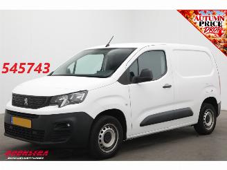 skadebil bedrijf Peugeot Partner 1.5 BlueHDI Premium Cruise Airco Apple/Android PDC 2021/11