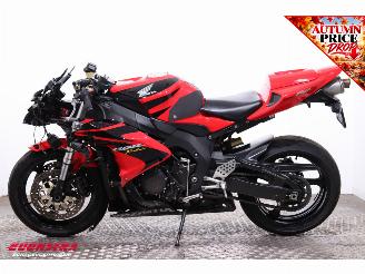 Honda  CBR 1000RR Fireblade Leo Vince 26.807 km!! picture 5