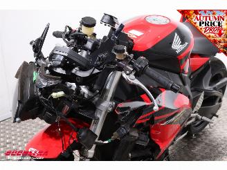 Honda  CBR 1000RR Fireblade Leo Vince 26.807 km!! picture 13