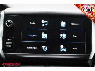Peugeot 208 1.2 PureTech Signature Cruise Navi Apple/Android PDC Airco picture 25