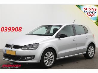skadebil auto Volkswagen Polo 1.2 Easyline Clima Apple/Android 2010/6