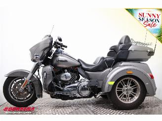 Harley-Davidson  FLHTCUTG Tri Glide Ultra Classic 5HD! LED ABS Cruise Reverse 28.802 km! picture 5