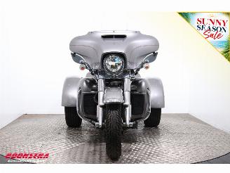 Harley-Davidson  FLHTCUTG Tri Glide Ultra Classic 5HD! LED ABS Cruise Reverse 28.802 km! picture 6