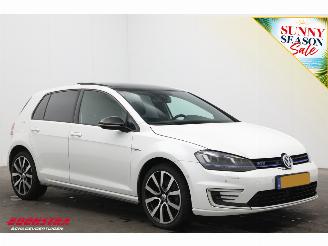 Volkswagen Golf 1.4 TSI DSG GTE Pano Cruise Clima Navi SHZ Camera PDC picture 2