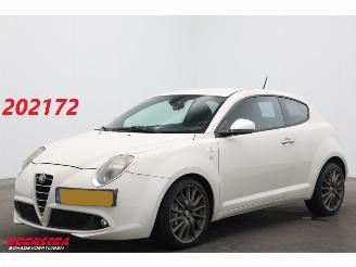 skadebil auto Alfa Romeo MiTo 1.4 T Quadrifoglio Verde Navi Clima Camera PDC 2012/9