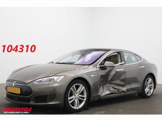 krockskadad bil auto Tesla Model S 70D Pano ACC Leder Memory SHZ Virtual Camera PDC AHK 2015/12