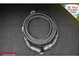 Porsche Taycan 4S 79 kWh Sport Chrono ACC Bose Memory picture 33