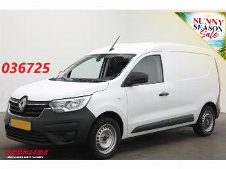 krockskadad bil bedrijf Renault Express 1.5 dCi 75 Comfort Airco PDC Bluetooth 2023/7