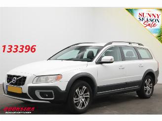 škoda osobní automobily Volvo Xc-70 2.4 D5 Aut. Momentum Cruise Clima Leder PDC 2012/3
