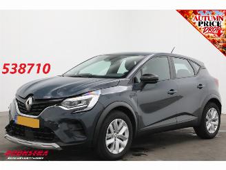 krockskadad bil auto Renault Captur 1.6 E-Tech Hybrid 145 Zen Cruise Navi Clima Camera PDC 2022/8