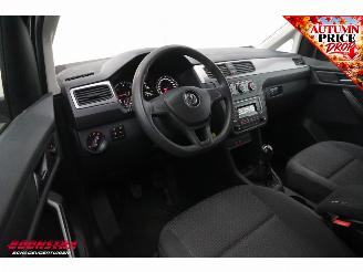 Volkswagen Caddy maxi 2.0 TDI 5-Pers. + Behindertengerecht Rollstuhl Airco picture 17