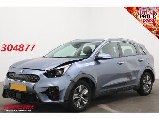 Damaged car Kia Niro 1.6 GDi Hybrid Edition ACC Clima Apple/Android Camera PDC AHK 2019/8