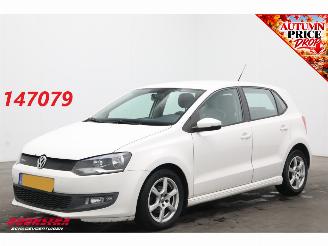 Damaged car Volkswagen Polo 1.2 TDI BlueMotion Comfortline 5-drs Cruise Airco 2011/1