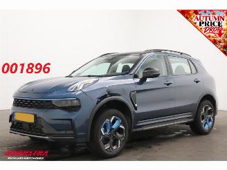 Schadeauto Lynk & Co 01 1.5 HEV Infinity Pano ACC Navi Clima SHZ Virtual Apple/Android Camera PDC AHK 2022/4