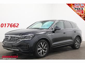 krockskadad bil auto Volkswagen Touareg 3.0 TDI 4motion R-Line HUD Pano ACC SHZ Virtual 360° PDC AHK 2021/11