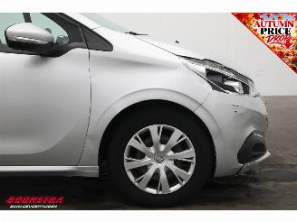 Peugeot 208 1.2 PT Blue Lion Cruise Navi Airco Org.NL + NAP picture 5