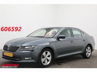 occasion passenger cars Skoda Superb 1.6 TDI DSG Ambition Business Cruise Navi Clima Memory SHZ Apple/Android PDC 2018/8