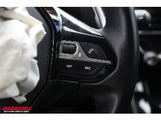 Peugeot 2008 1.2 PT Aut. Allure Cruise Navi Clima Virtual Apple/Android Camera PDC picture 23