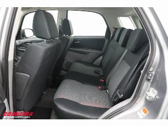 Suzuki SX4 1.6 Comfort Aut. Clima SHZ PDC picture 12