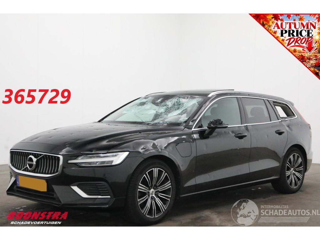 Volvo V-60 2.0 T8 Twin Engine AWD Inscription Pano Navi Virtual Memory Leder SHZ LrHZ Camera PDC AHK