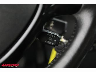 Toyota Aygo 1.0 VVT-i x-play Teilediebstahl Navi Airco Apple/Android Camera picture 17