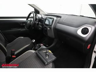 Toyota Aygo 1.0 VVT-i x-play Teilediebstahl Navi Airco Apple/Android Camera picture 9