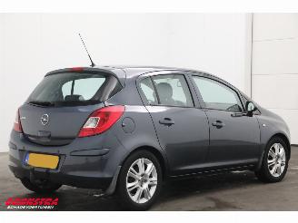Opel Corsa 1.2-16V Cosmo Clima PDC picture 3