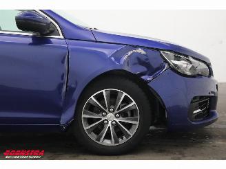 Peugeot 308 1.2 PT Aut. Premium Panorama Navi Clima Camera PDC AHK Cruise Apple/Android picture 6