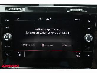 Volkswagen Golf 2.0 TSI DSG GTI Performance Pano ACC Navi Clima SHZ Apple/Android Camera PDC picture 33