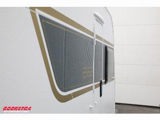 Burstner  Averso 465 TS B66 Rondzit Frans bed picture 5