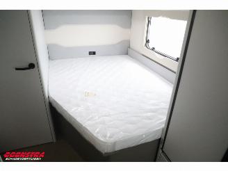 Burstner  Averso 465 TS B66 Rondzit Frans bed picture 9