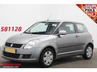 Suzuki Swift 1.3 Comfort 2e Eig. 108.123 km! picture 1